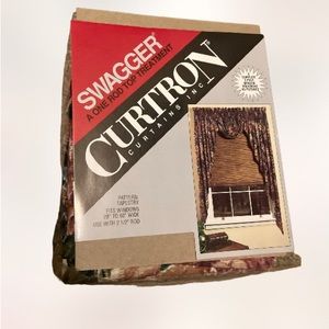 Swagger curtron hunter floral set of two tapestry fits 28-60inch wide brand new